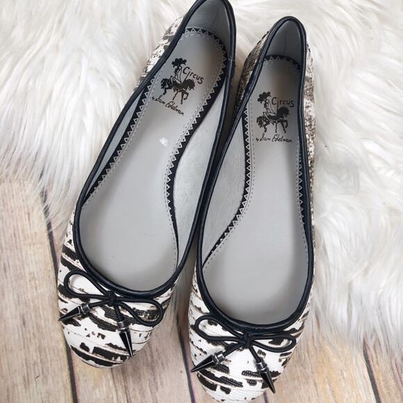 Circus by‎ Sam Edelman Women's Ali Spiked Slip On Ballet Flats Size 6 - Picture 2 of 5